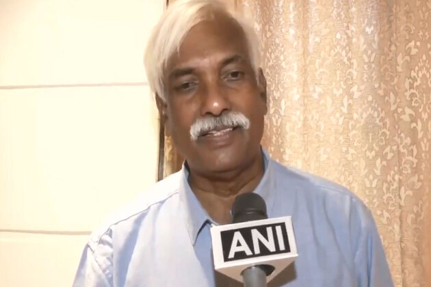"Congress losing public mandate, using SIR as weapon to escape defeat": BJP's Prakash Reddy on Kharge remarks