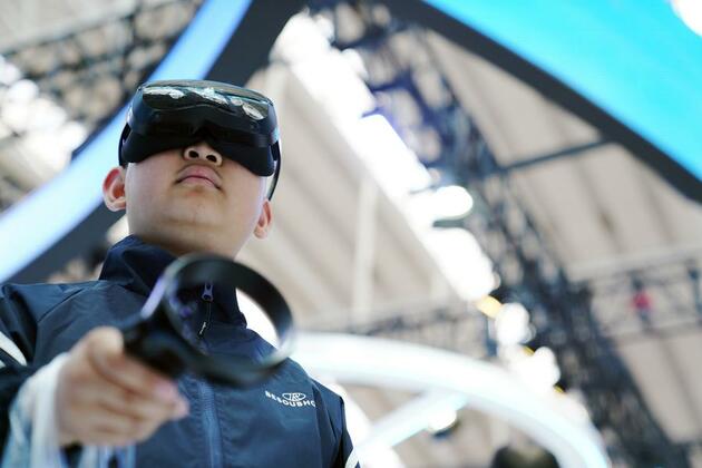 China's smart glasses eyeing global market