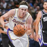 Austin Reaves' career-best 51 points boost Lakers past Kings