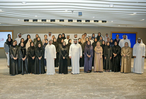 Ahmed bin Mohammed meets with 100 graduates comprising the first cohort of the DXB500 Government Communication Training Programme