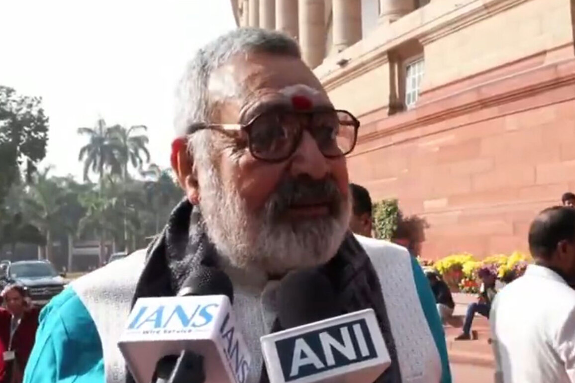 "Opposition protests only for media attention", says Union Minister Giriraj Singh