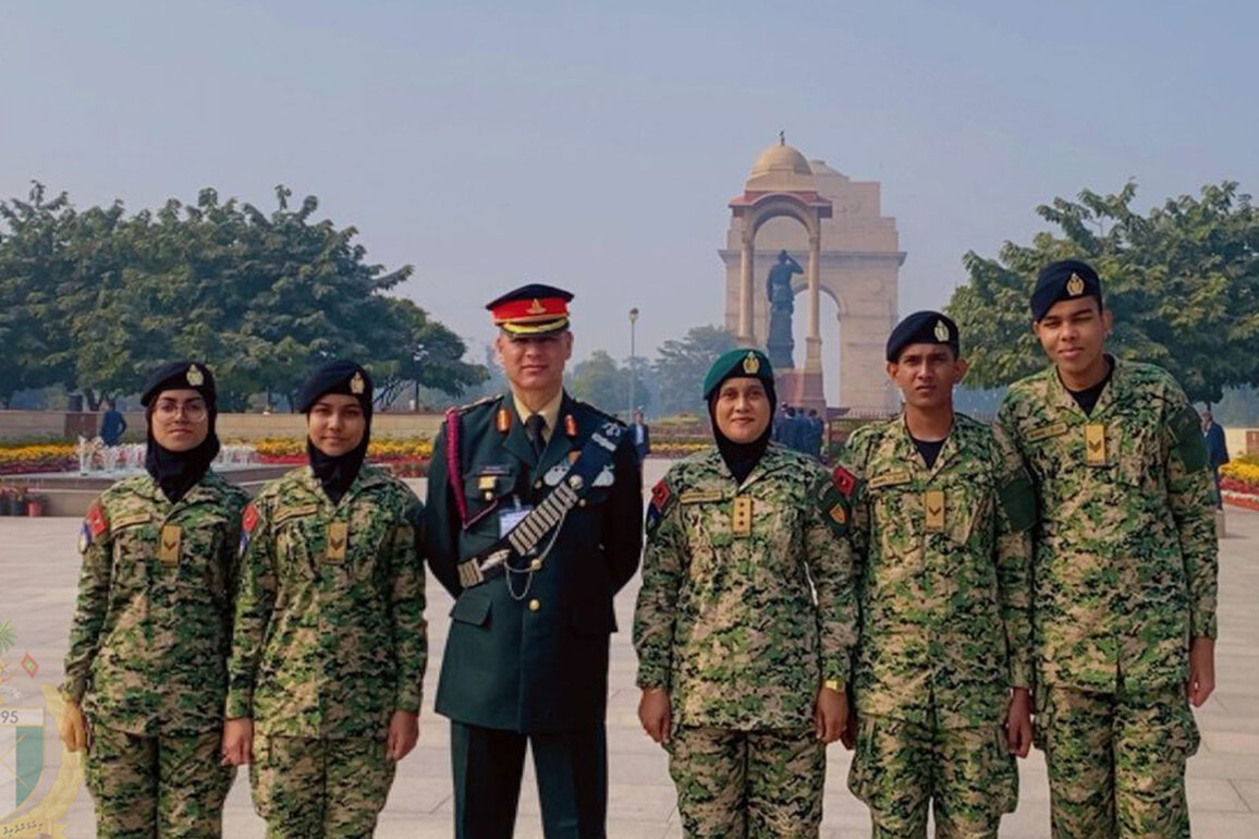 Maldives National Cadet Corps hold official meetings, visit historic sites in India ahead of Republic Day 2026