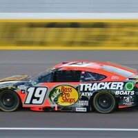 Chase Briscoe snags overtime victory at YellaWood 500