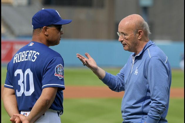Dodgers brand Astros cheats, don't want 2017 title