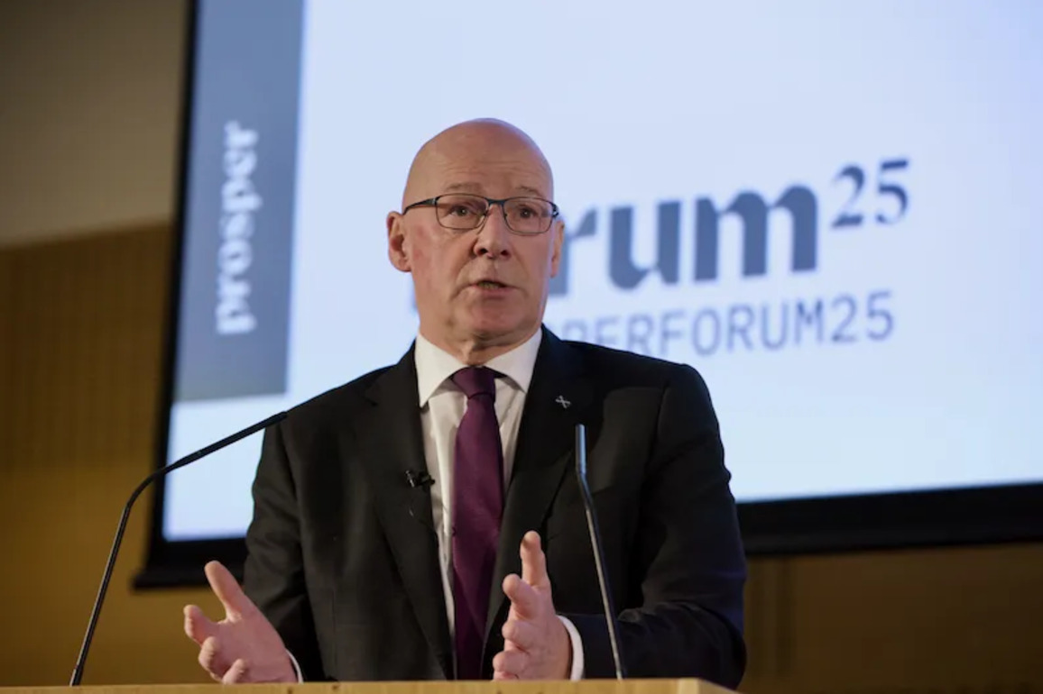 More Scots back tougher curbs on immigration  Daily Business