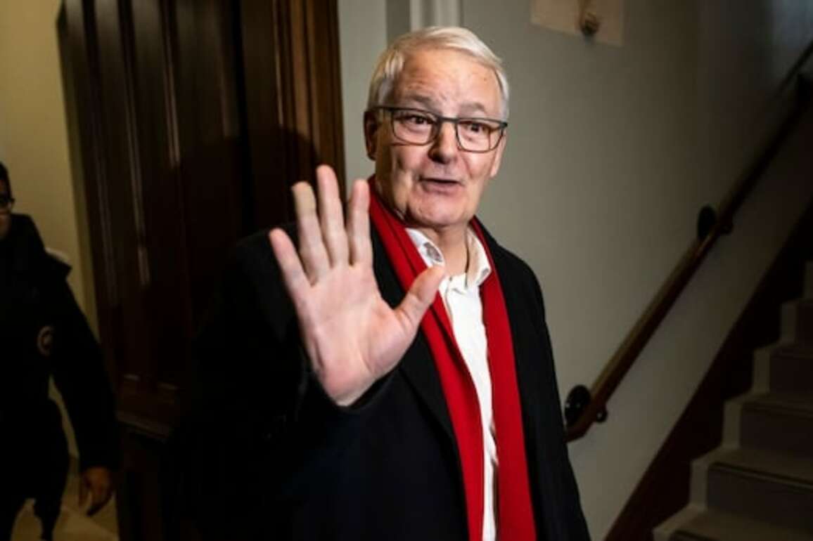 Marc Garneau, 1st Canadian astronaut in space, dead at 76