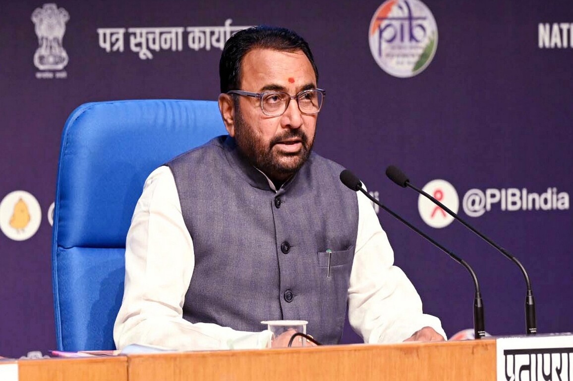 Union Minister Prataprao Jadhav highlights people-centric approach to cancer awareness, integrative care