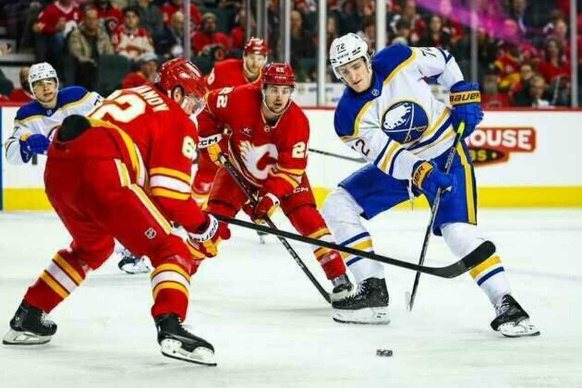 Sabres visit Predators in matchup of teams with opposite streaks