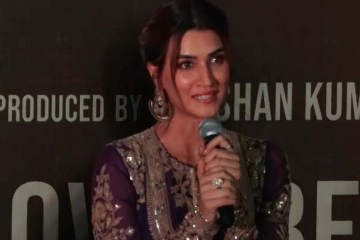 "I used to be in uniform, studying like crazy person": Kriti Sanon regrets missing DU campus life, says "mai bahut jalti thi apni behan se"