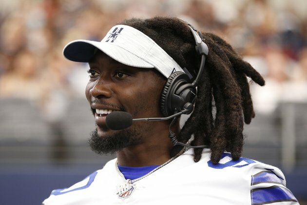 Cowboys' DeMarcus Lawrence has foot surgery, out 6-8 weeks