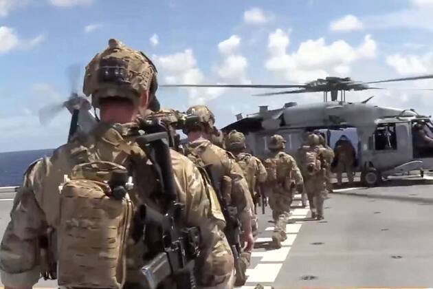 Trump mulls sending 10,000 ground troops to Middle East amid peace talks