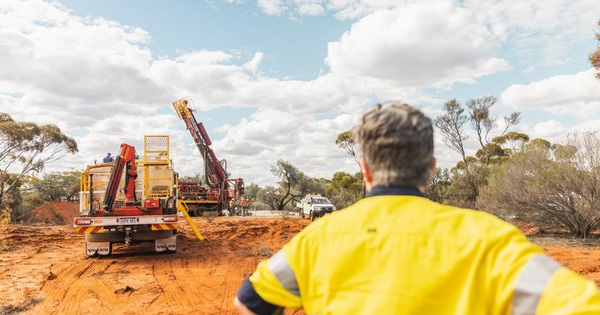 KalGold boosts cash as follow-up drilling at Lighthorse discovery continues