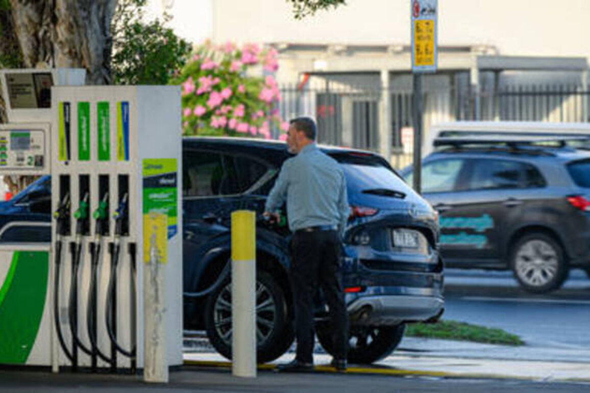 Australian govt faces backlash over 'ridiculous' fuel campaign