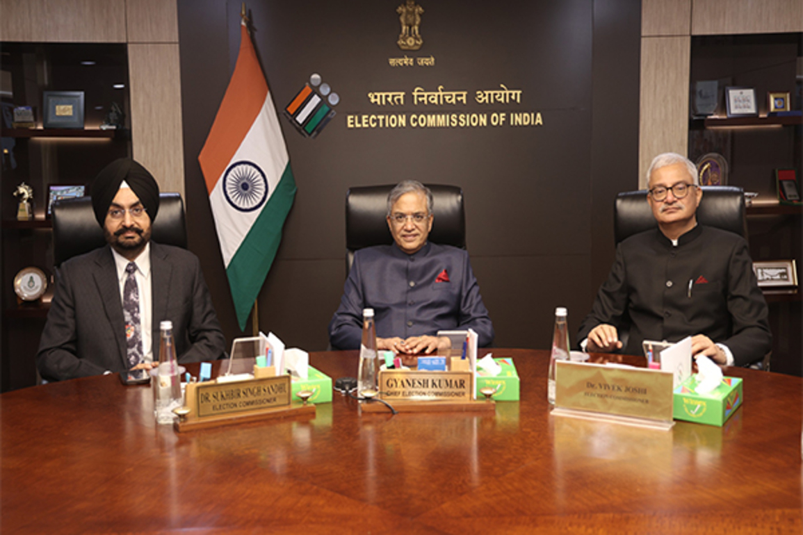 ECI announces new measures to strengthen electoral roll management, voter services
