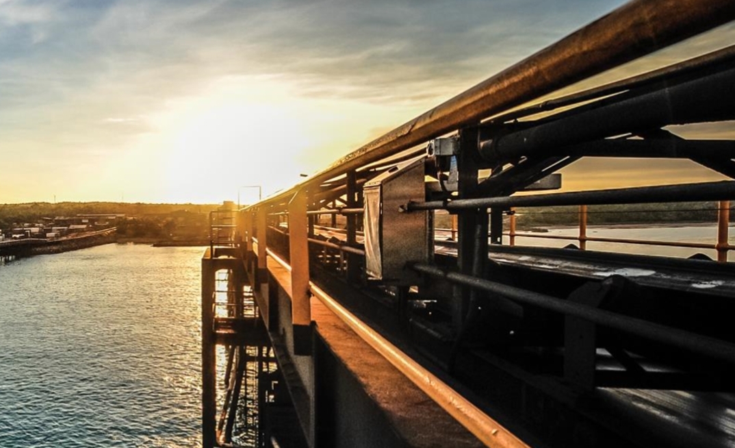 Woodside wins with Worsley