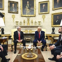 U.S. bans Palestinians as Israeli settlers eye West Bank, Gaza