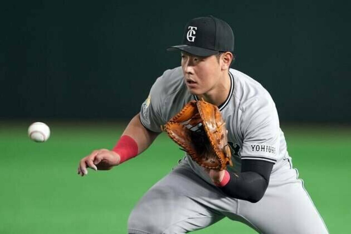 Kazuma Okamoto, Kona Takahashi posted for MLB teams