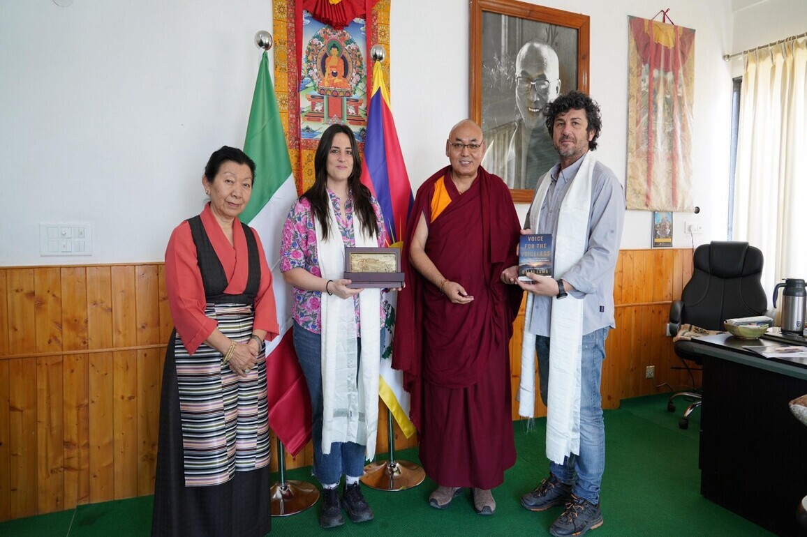 Italian representatives visit Tibetan Parliament-in-Exile, discuss Tibet's political situation
