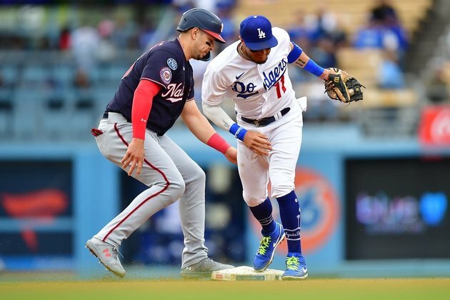 Nationals power their way past Dodgers