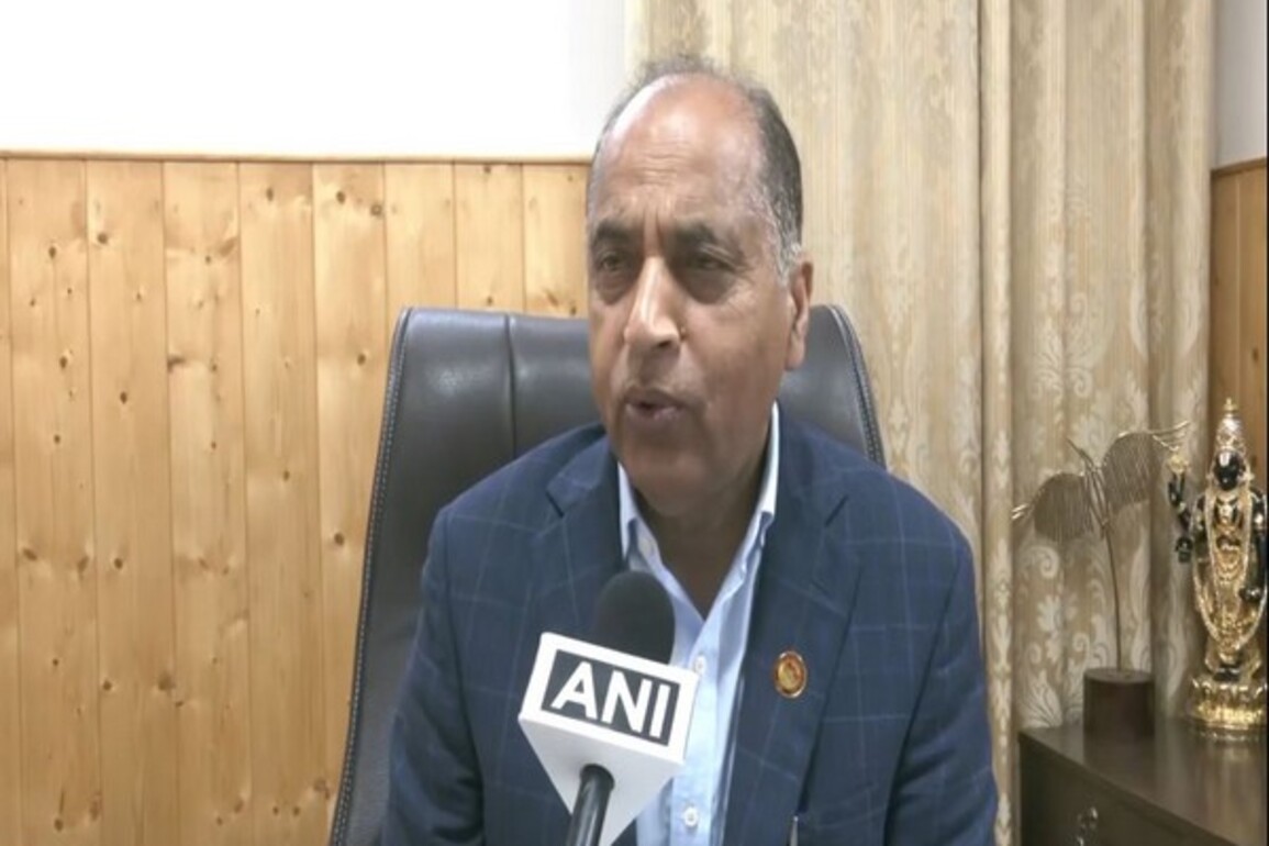 Govt tried to grab relief material, adopted discriminatory attitude in disaster: Himachal LoP Jai Ram Thakur