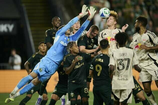 Timbers snap skid, extend Red Bulls' road woes