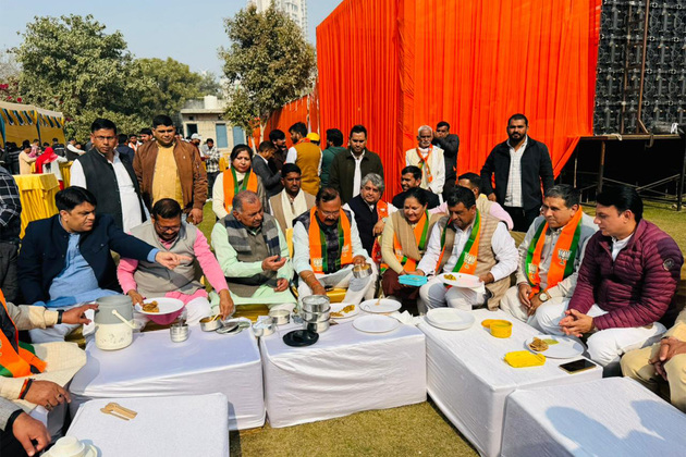 Kisan Morcha organises "Mann Ki Baat Tiffin meeting" program across country