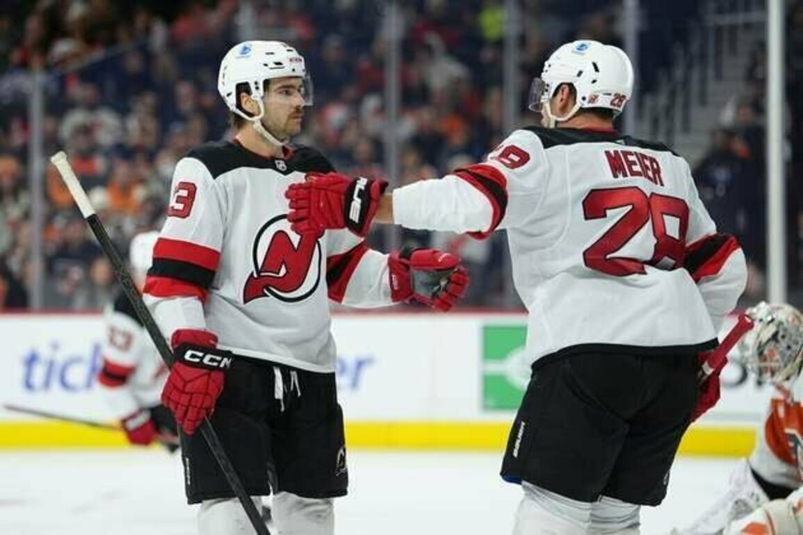Strong home-ice advantage looms as Devils host Red Wings