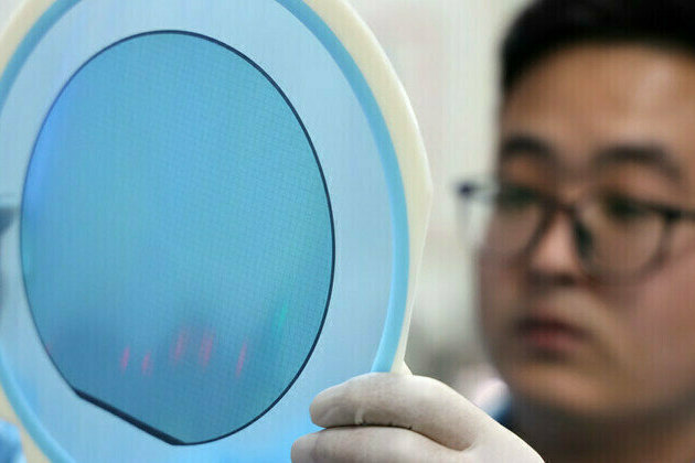 China boosts AI chip output amid US export curbs  FT