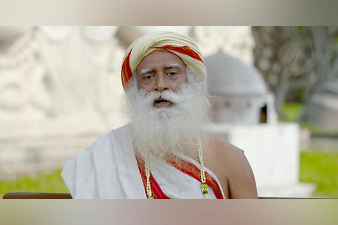 "Embodiment of striving and transcendence": Sadhguru extends greetings on Mahavir Jayanti