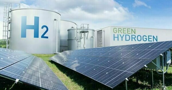 Ketegangan geopolitik global harusnya jadi alarm mempercepat transisi energi, kenapa RI masih pilih impor?