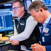 U.S. stocks climb wall of worry, but finish in front