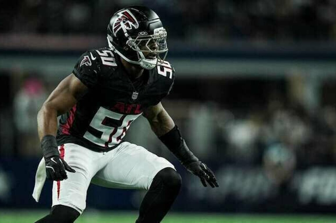 Falcons sign 2 defensive players to practice squad
