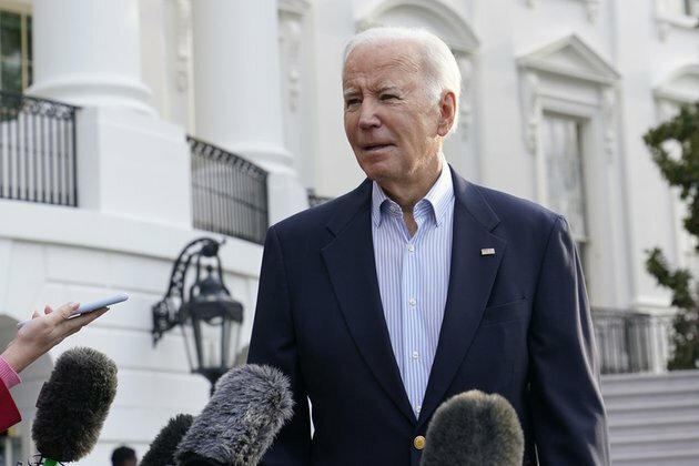 Biden rejects call to expel Russians