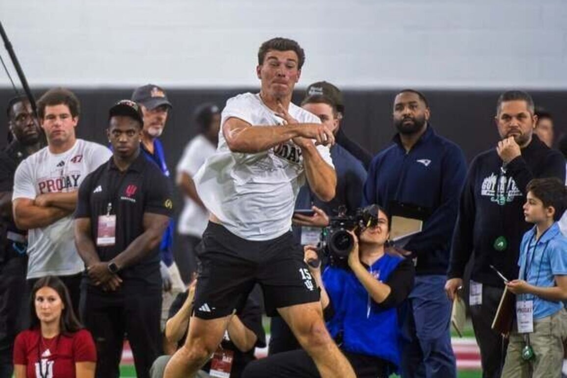 Indiana QB Fernando Mendoza shows NFL skills for Raiders, others at pro day