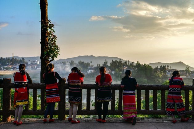Update: Xi pledges joint efforts to build better world free of poverty