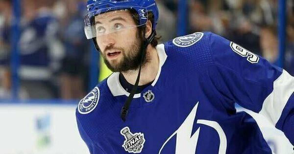 Two-time Stanley Cup winner Tyler Johnson announces retirement