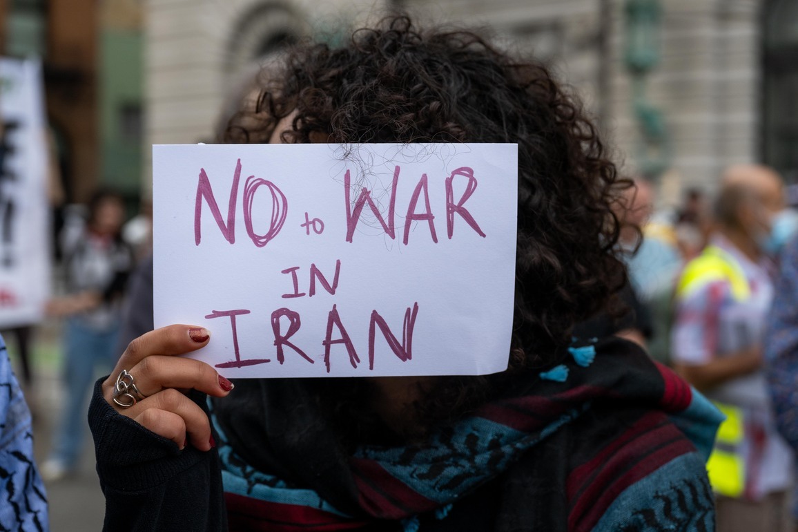 U.S.-SAN FRANCISCO-STRIKES ON IRAN-PROTEST