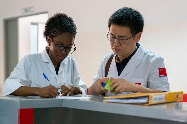(Hello Africa) 50 years on, China and Cabo Verde shorten distance through health and education