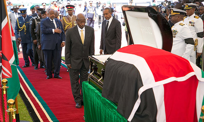 Museveni mourns fallen President Arap Moi Museveni mourns fallen President Arap Moi