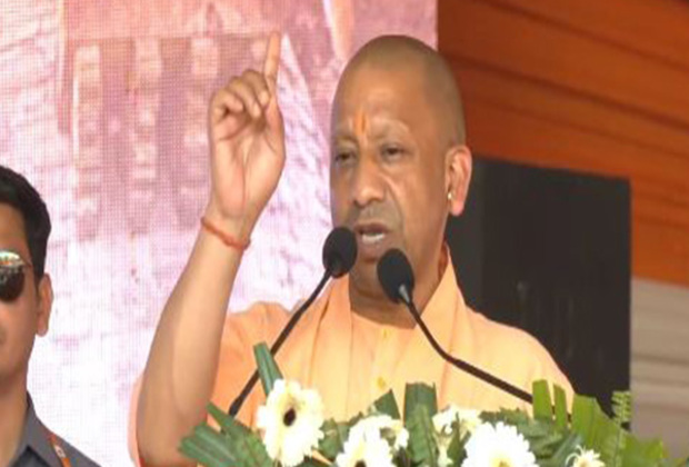 "Koi beti avivahit na reh jai...": CM Yogi says 4 lakh daughters married under 'Mukhyamantri Samuhik Vivah Yojana'