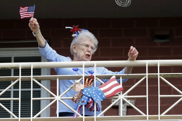 COVID-19 Delays US Primaries, Sparks Worries for November Election