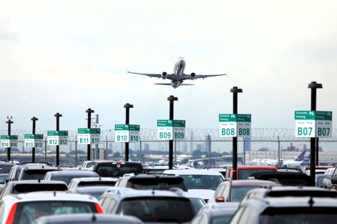 Newark airport flight woes drive FAA to take drastic measures