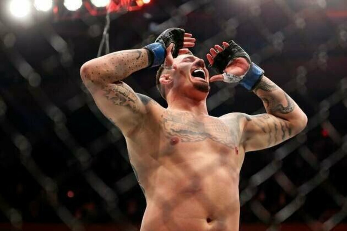 Tom Aspinall attempts to tune out noise entering UFC 321