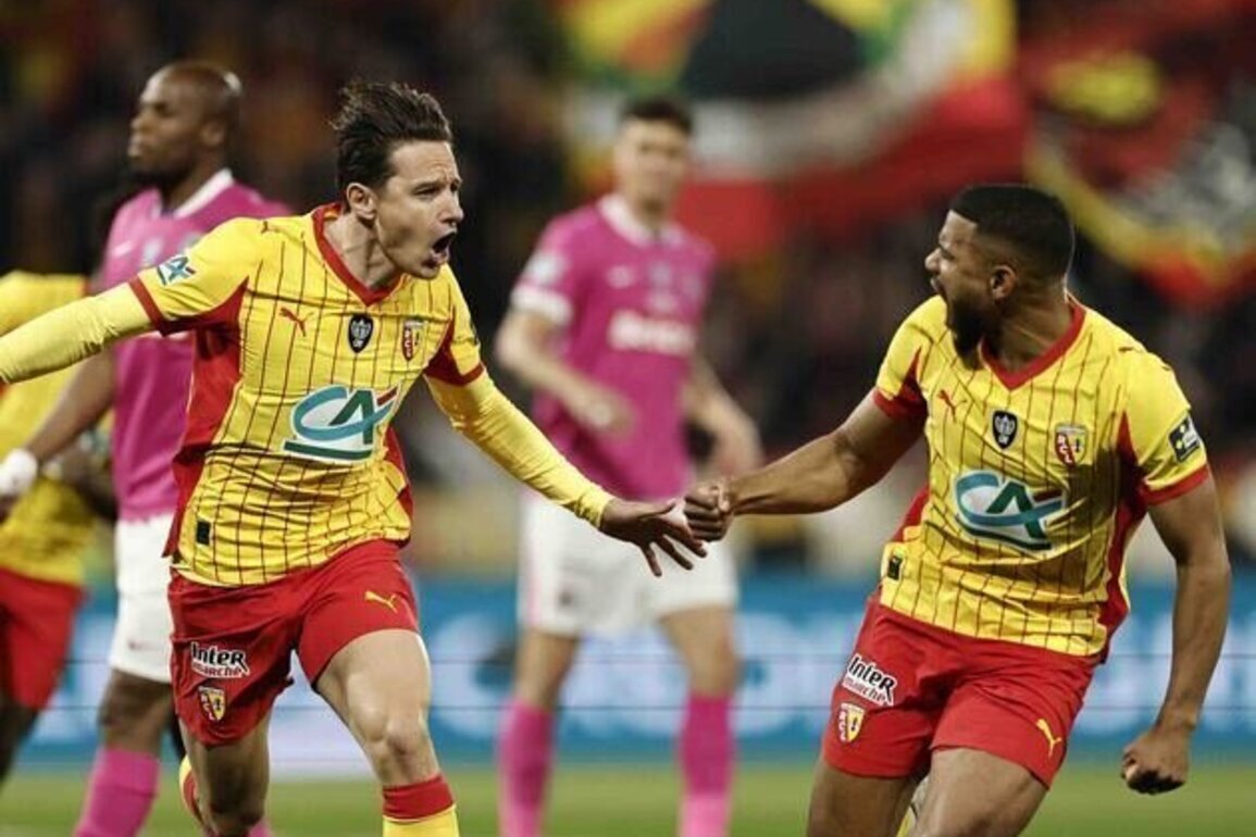 RC Lens beat Toulouse 4-1 to reach French Cup final