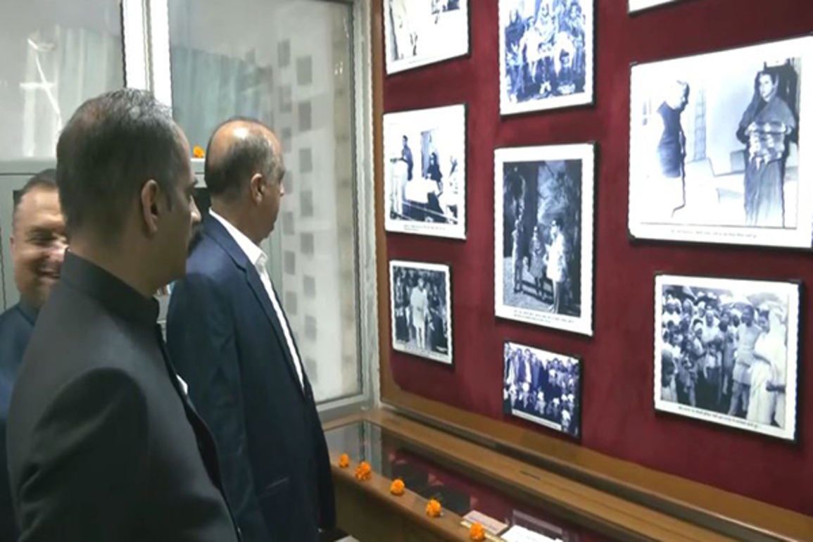 Himachal leaders pay homage to Yashwant Singh Parmar on his 119th birth anniversary