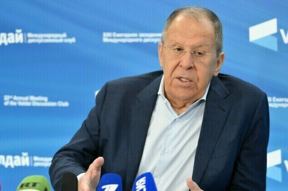 Ukraine cant be trusted with Tomahawks  Lavrov