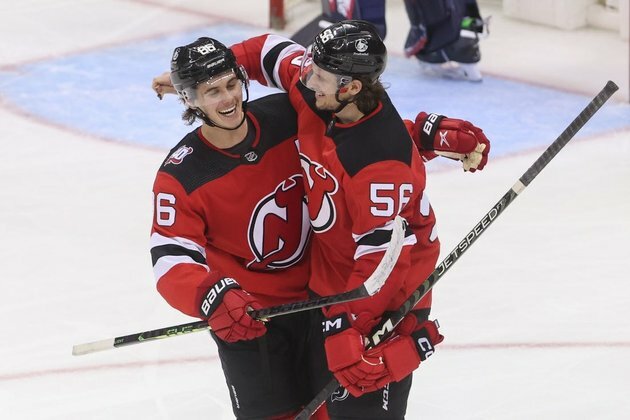 Red-hot Devils meet rival Rangers for first time