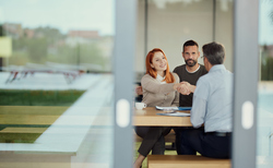 Legal & General returns to commission on authorisation model