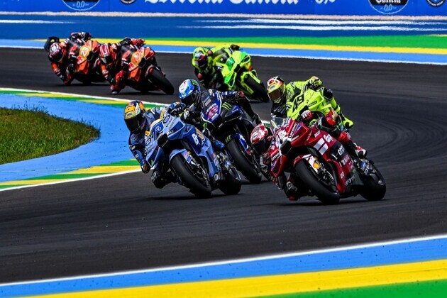 Di Giannantonio heads Bezzecchi after dramatic first qualifying in Brazil