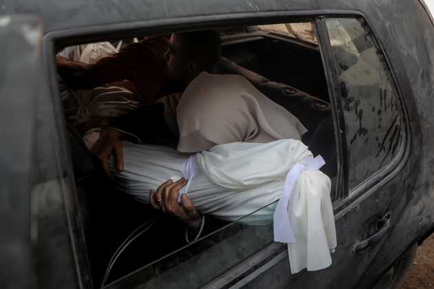 MIDEAST-GAZA CITY-ISRAEL-AIRSTRIKE-MOURNING